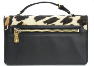 miu-miu-leopard-cavallino-clutch-3 (1)